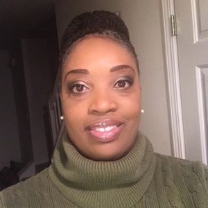 Meet your Posher, Bettina